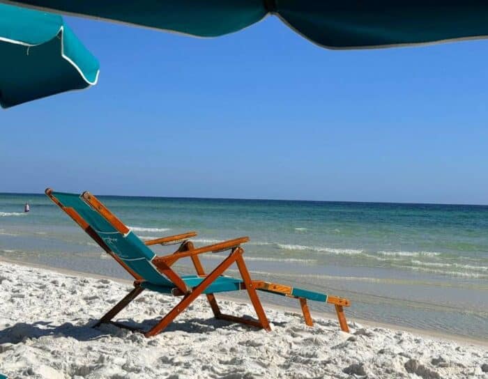 scenic beach view in Destin Florida 