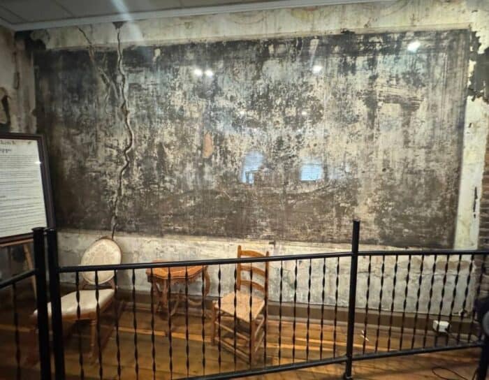 Jesse James Room Bardstown KY