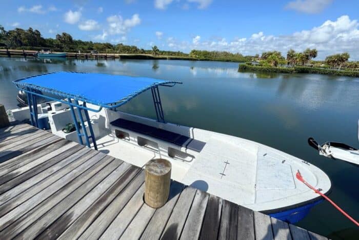 TradeWinds excursion boat in Belize