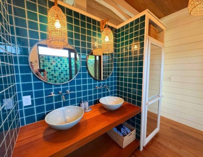 bathroom for private suite at Villa Selena in Belize