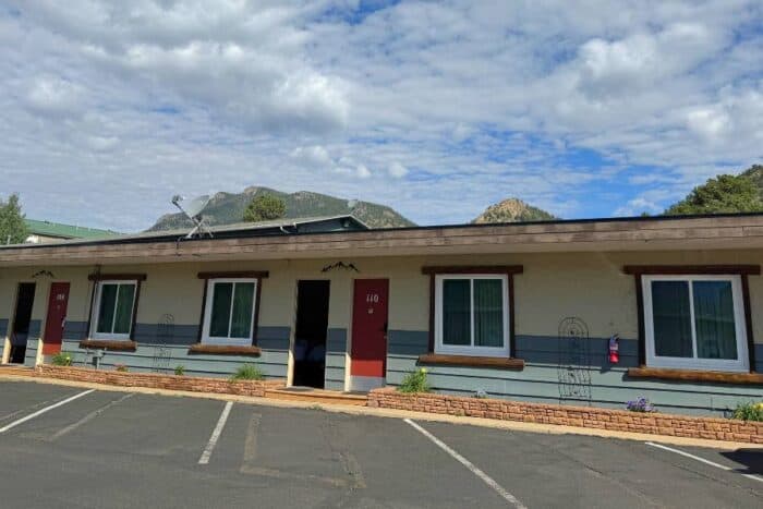 Alpine Trail Ridge Inn in Estes Park CO