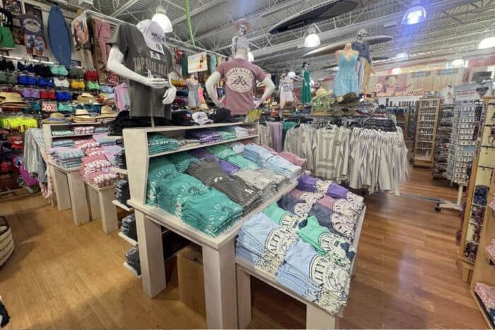 Giant shark at Shark Attack gift shop in NC