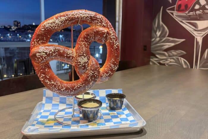 Giant pretzel at PAR 3 at Newport on the Levee