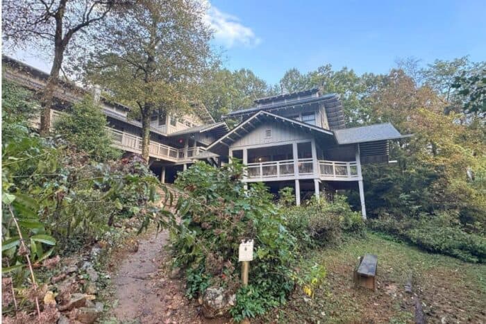 Len Foot Hike Inn in Georgia