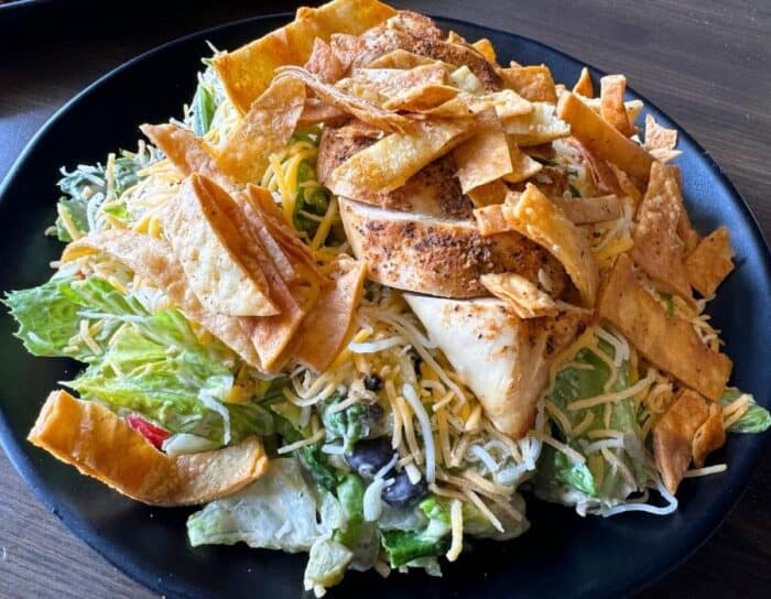 P3 Caesar at PAR 3 Newport on the Levee