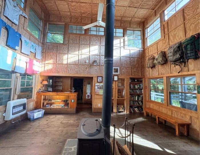 lobby Len Foote Hike Inn