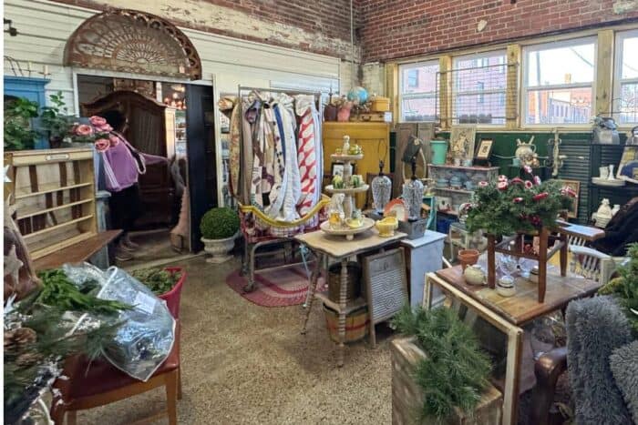 Alley Stuff Antiques and Eccentricities downtown Corbin KY