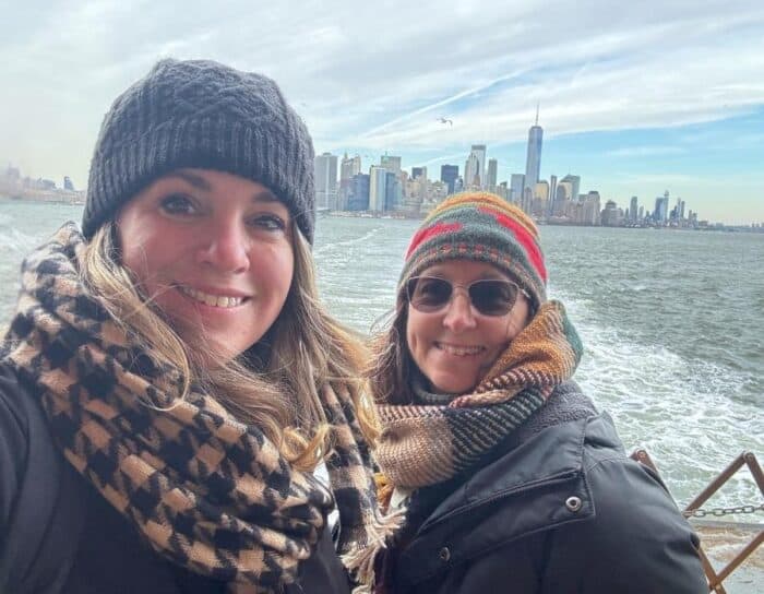friends enjoying view from Staten Island ferry