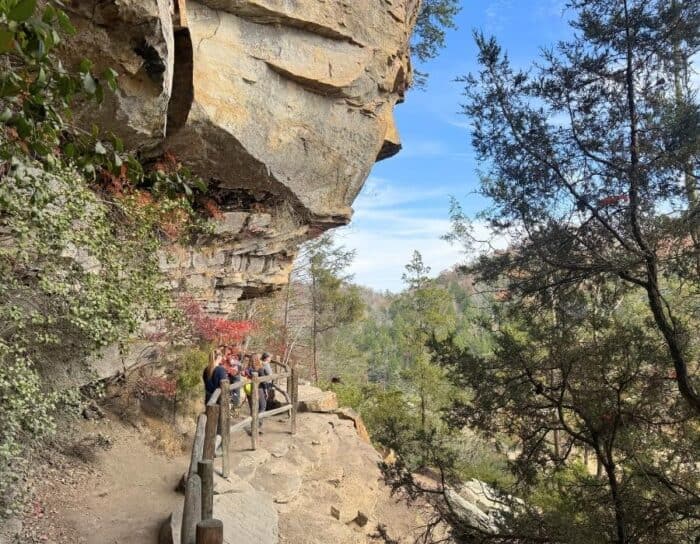 hike to Eagle Falls in KY