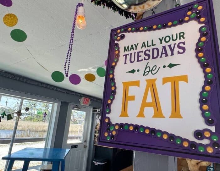 Mardi Gras sign at High Tide Daiquiris and Mimosas Gulf Shores AL