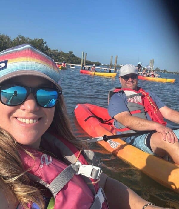 couple on guided kayak tour with SUP Englewood