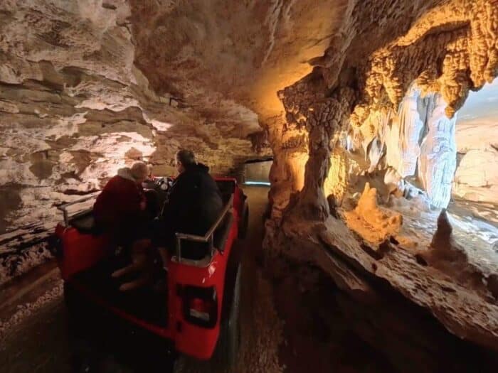 Fantastic Caverns Springfield MO