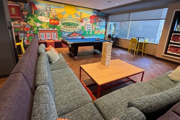 lobby at Tru by Hilton Springfield MO
