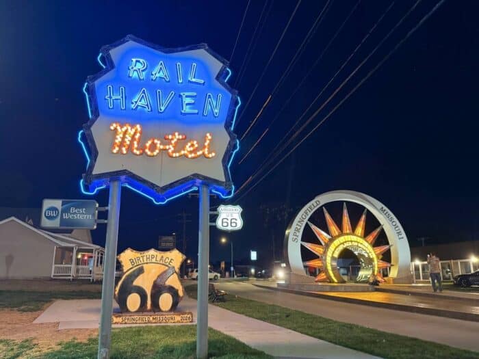 sign for Rail Haven Motel Springfield MO
