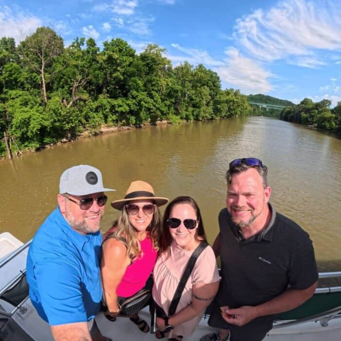 couples on River Tour and Taste Cruise with Kentucky River Tours