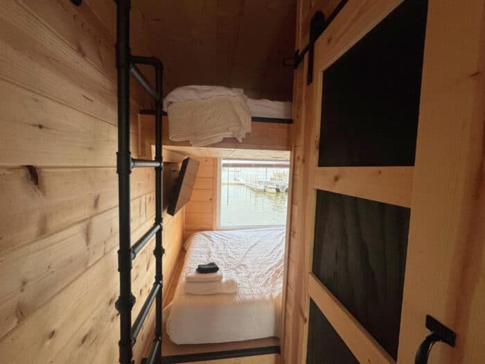 Lux Houseboats SoLSTAY Lodging and Marina in Sandusky, OH