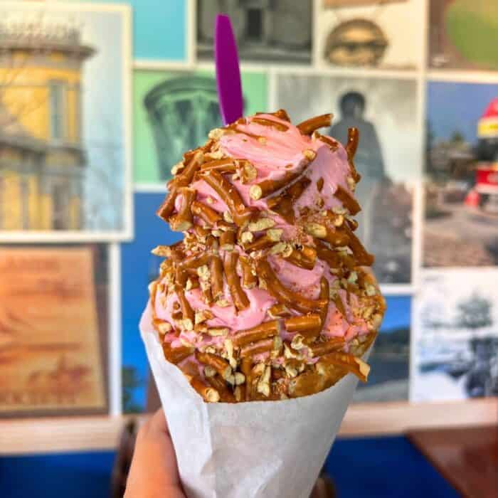 ice cream at Dairy Isle Put in Bay Island in Ohio